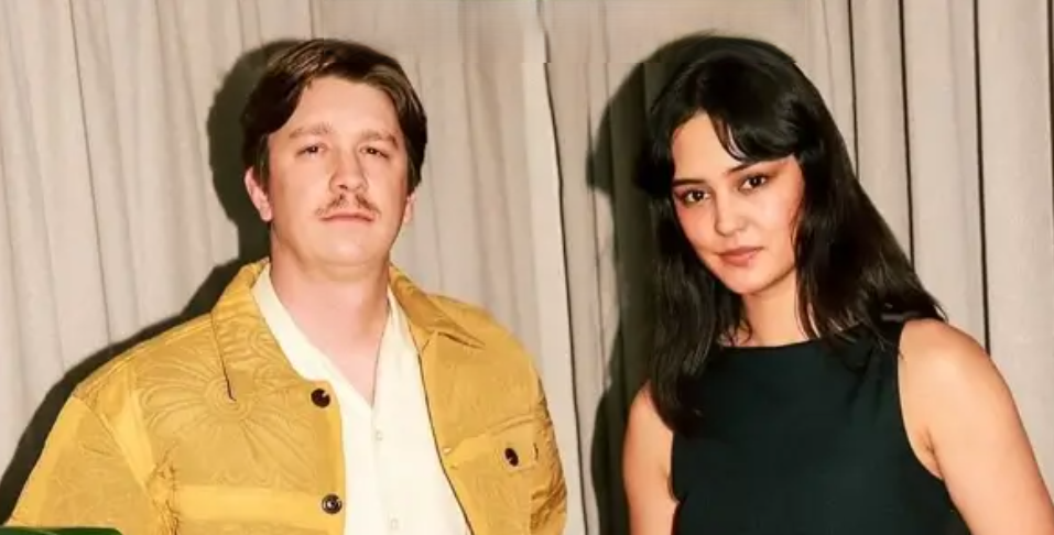 Courtney Eaton and Thomas Mann